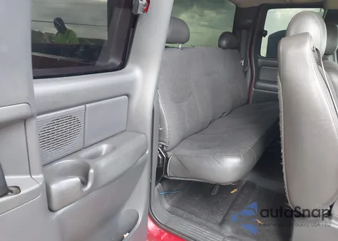 2003 Chevrolet Silverado 1500 from USA, damaged, VIN 2GCEC19VX31183370